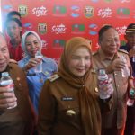 Walikota Bandar Lampung Eva Dwiana usai meresmikan air minum Siger di PDAM Way Rilau. Foto : Ist