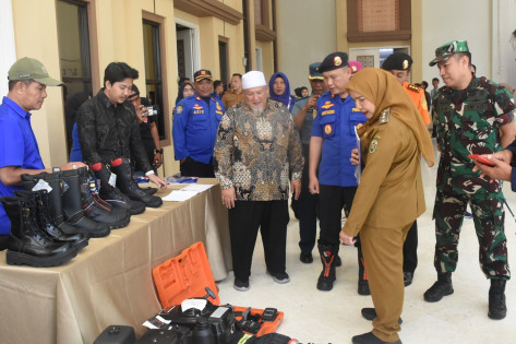 Wali Kota Bandar Lampung Eva Dwiana menghadiri Musda Asosiasi Pemadam Kebakaran (Apkari) Lampung. Foto : Ist