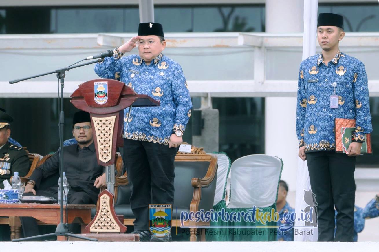 Pemkab Pesibar Gelar Upacara Paringatan Hari Pahlawan