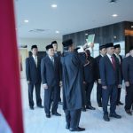 Sumpah-Jabatan-768x512 Rektor UIN RIL Lantik Wakil Rektor, Direktur Pascasarjana, Dekan, Ketua Lembaga, dan Kepala SPI Periode 2026-2030