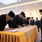 WhatsApp-Image-2026-03-10-at-11.59.28-AM-1-768x512 Prof Wan Jamaluddin Resmi Dilantik Rektor UIN Raden Intan Lampung Masa Bakti 2026-203